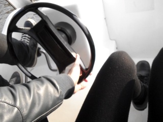 �G���W���~�Q